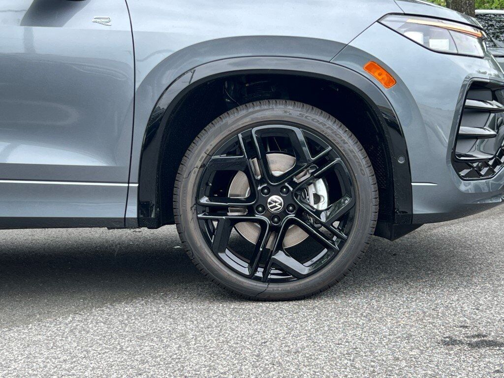 2025 Volkswagen Tiguan 2.0T SE R-Line Black Springfield VA