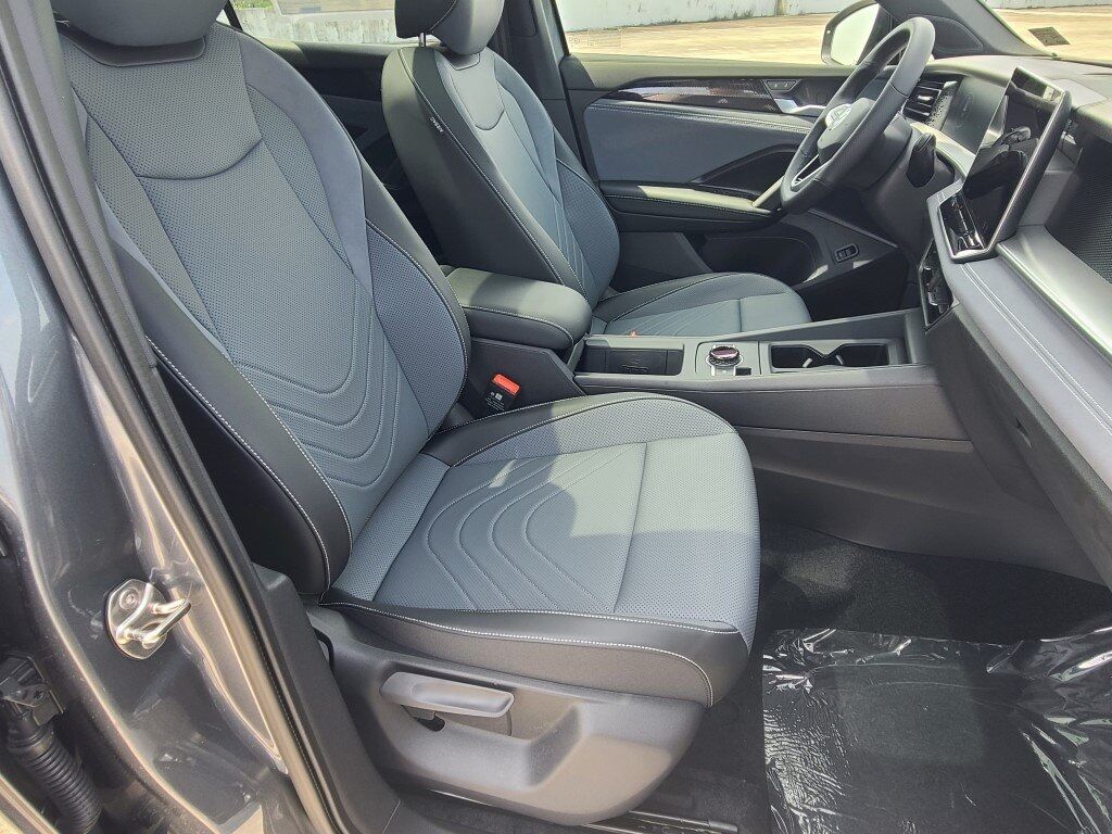 2025 Volkswagen Tiguan 2.0T SE R-Line Black Springfield VA