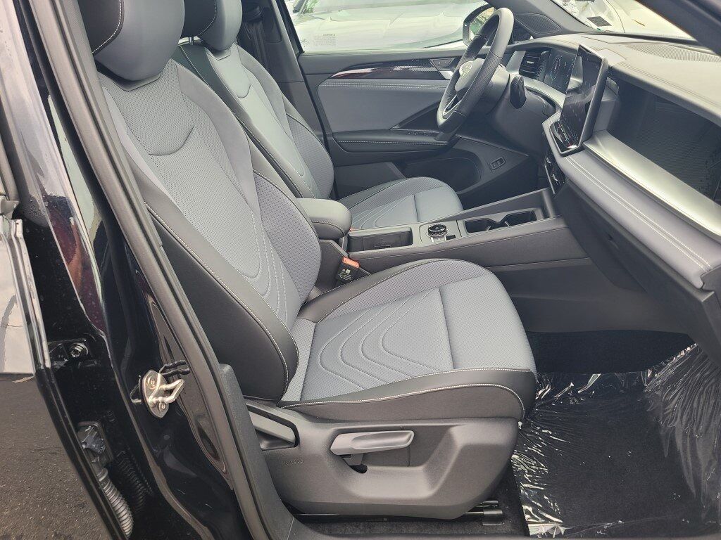2025 Volkswagen Tiguan 2.0T SE R-Line Black Springfield VA