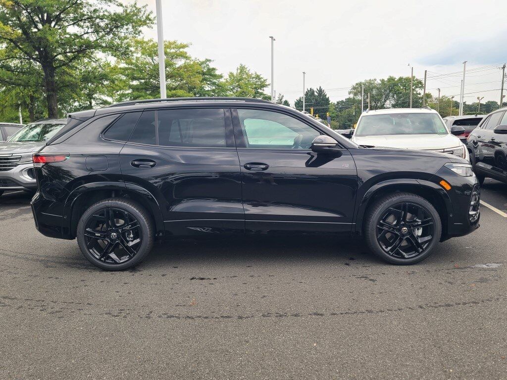 2025 Volkswagen Tiguan 2.0T SE R-Line Black Springfield VA