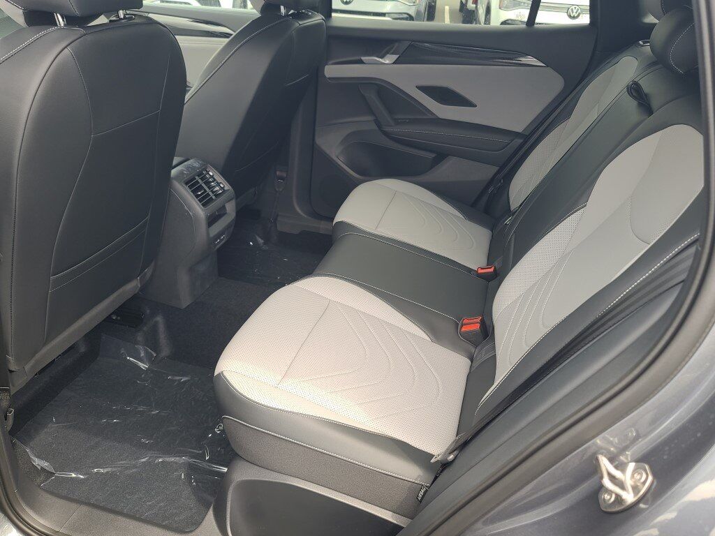 2025 Volkswagen Tiguan 2.0T SE R-Line Black Springfield VA