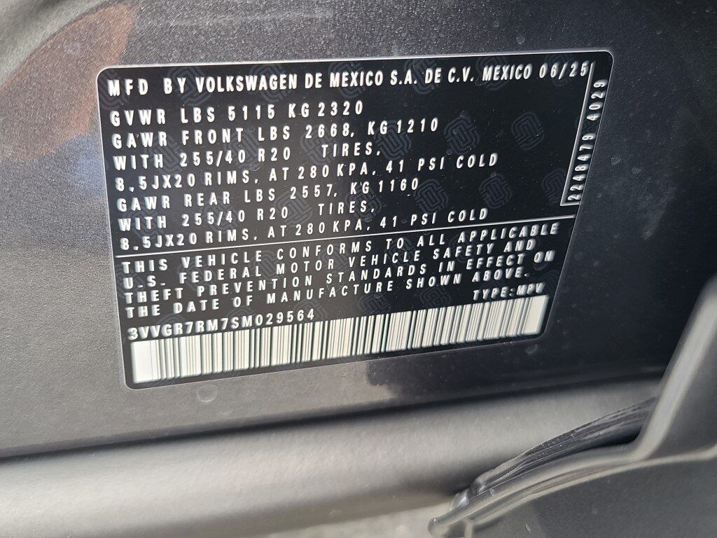 2025 Volkswagen Tiguan 2.0T SE R-Line Black Springfield VA