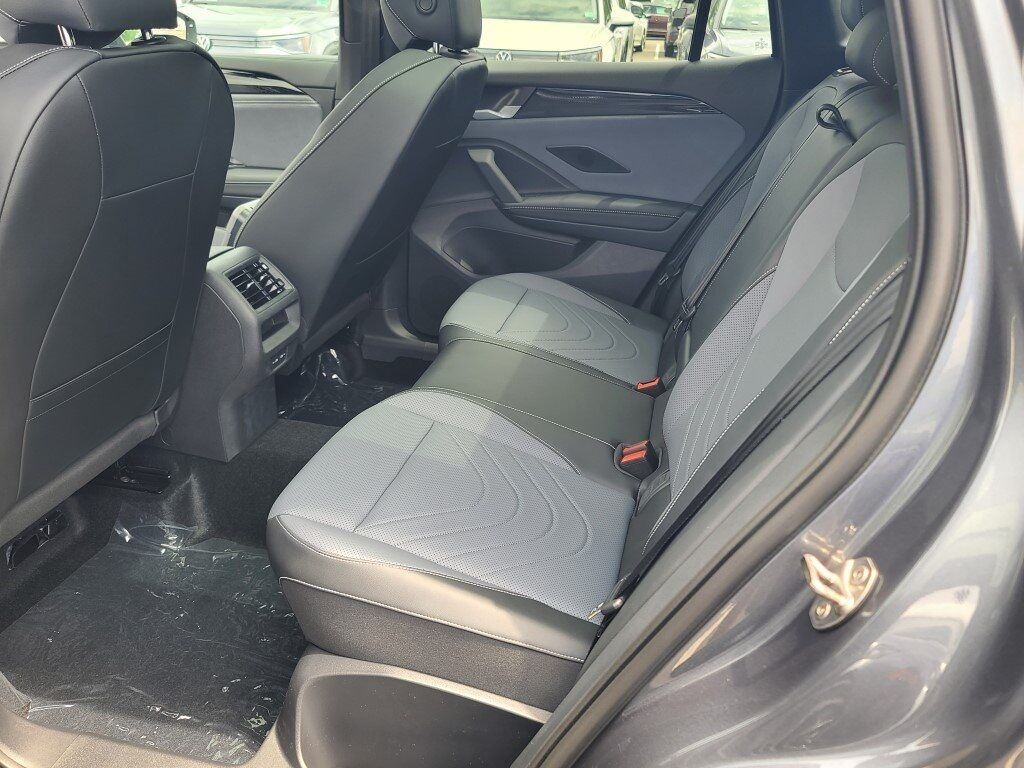 2025 Volkswagen Tiguan 2.0T SE R-Line Black Springfield VA