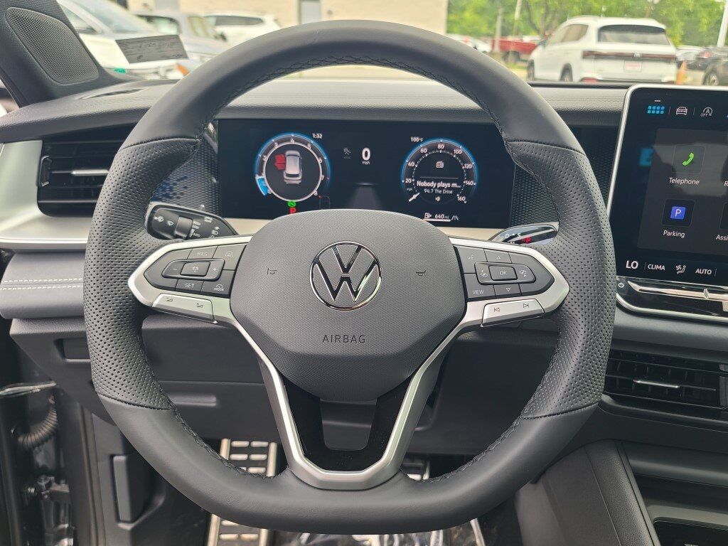 2025 Volkswagen Tiguan 2.0T SE R-Line Black Springfield VA