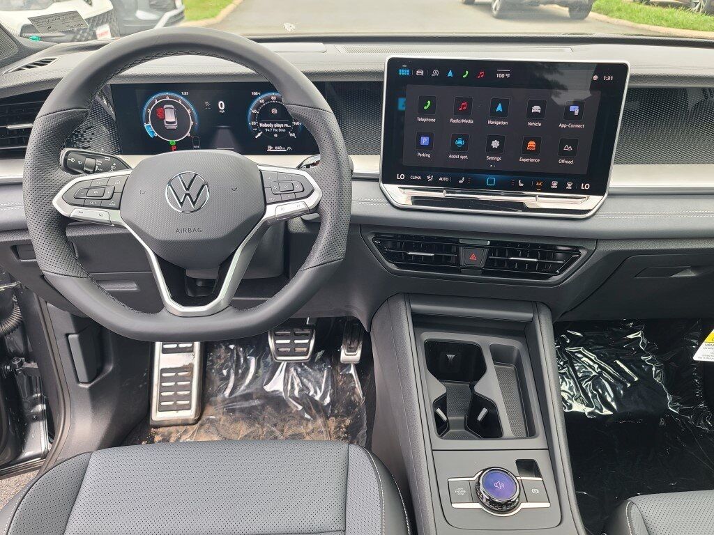 2025 Volkswagen Tiguan 2.0T SE R-Line Black Springfield VA