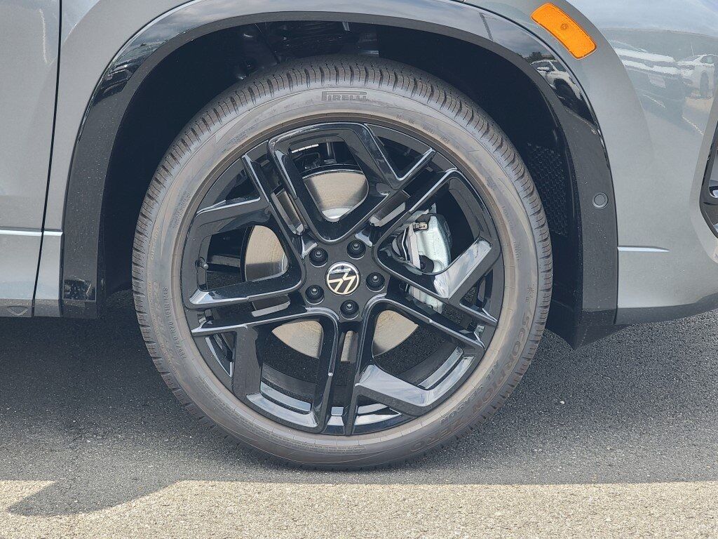 2025 Volkswagen Tiguan 2.0T SE R-Line Black Springfield VA