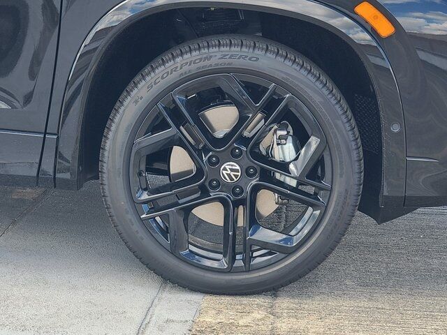 2025 Volkswagen Tiguan 2.0T SE R-Line Black Springfield VA