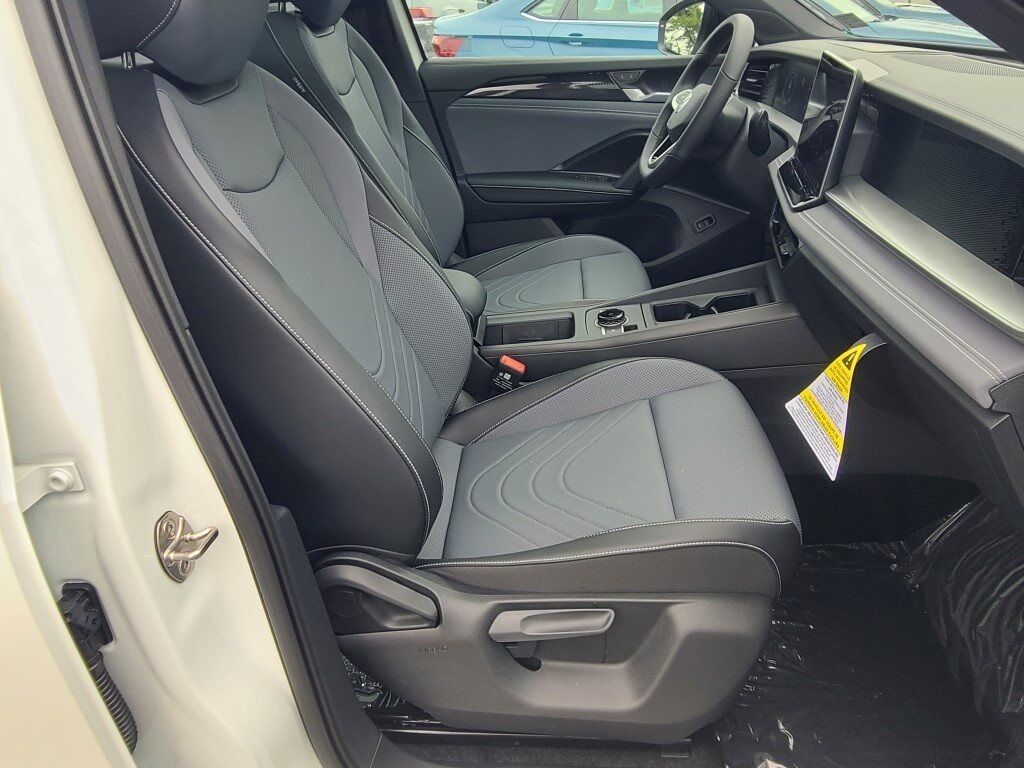 2025 Volkswagen Tiguan 2.0T SE R-Line Black Springfield VA