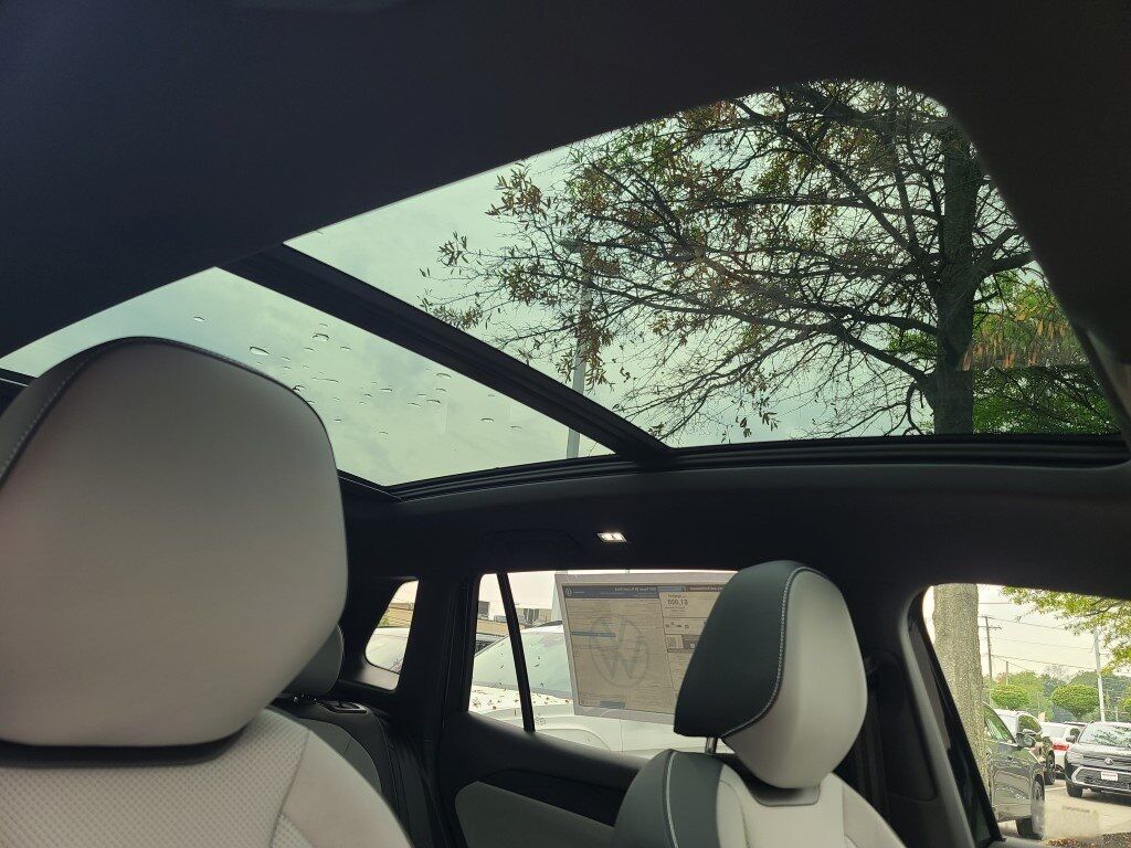 2025 Volkswagen Tiguan 2.0T SE R-Line Black Springfield VA