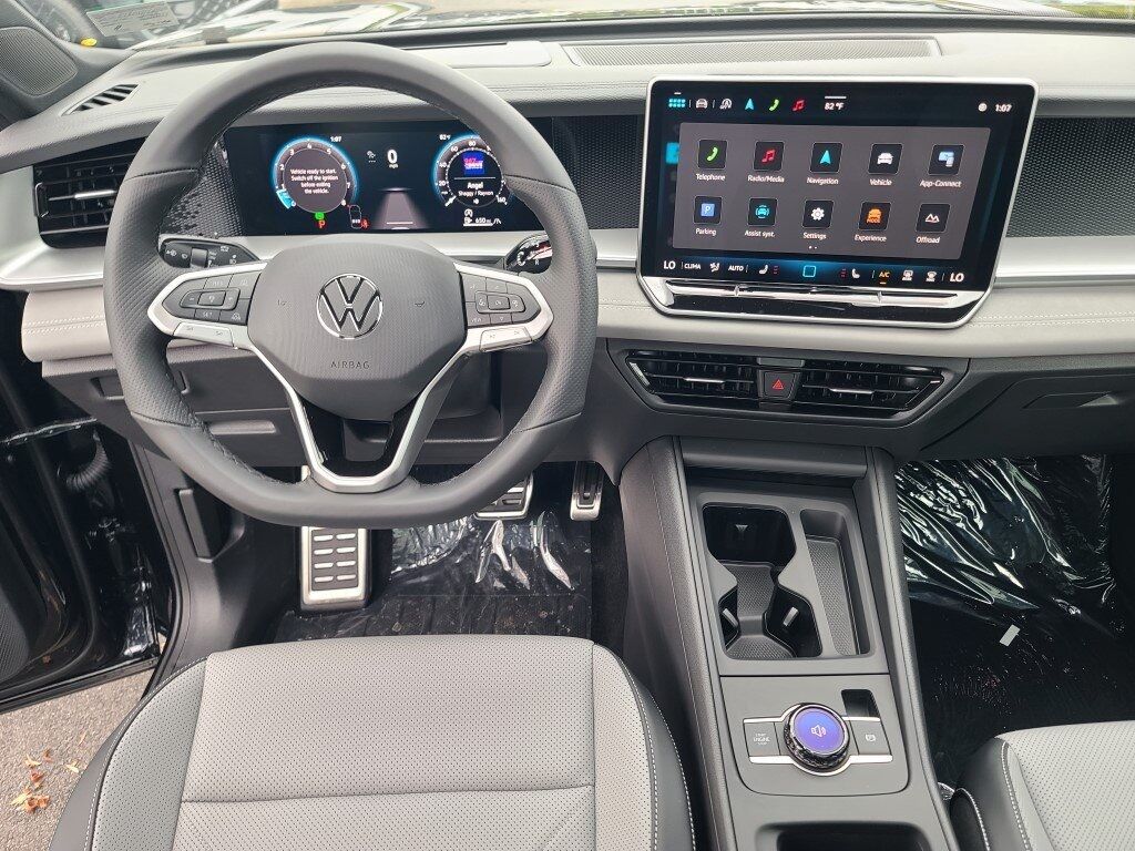 2025 Volkswagen Tiguan 2.0T SE R-Line Black Springfield VA