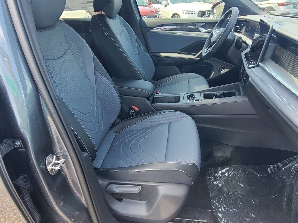 2025 Volkswagen Tiguan 2.0T SE R-Line Black Springfield VA