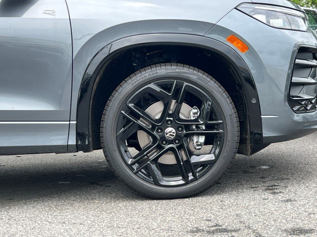 2025 Volkswagen Tiguan 2.0T SE R-Line Black Springfield VA