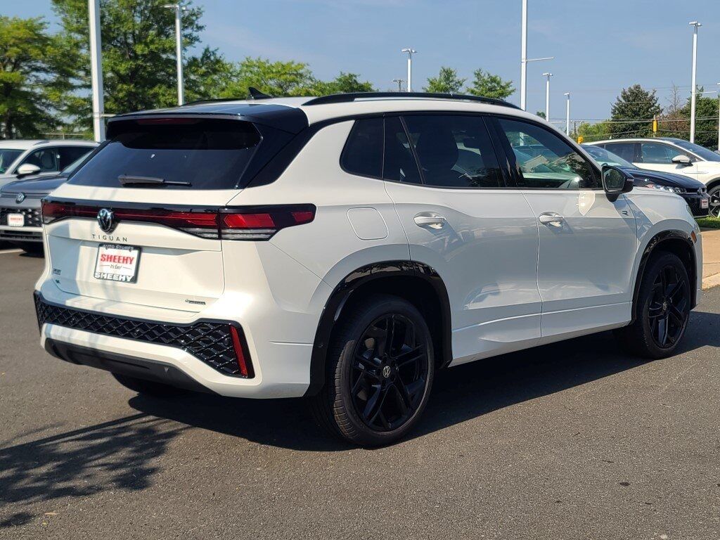2025 Volkswagen Tiguan 2.0T SE R-Line Black Springfield VA