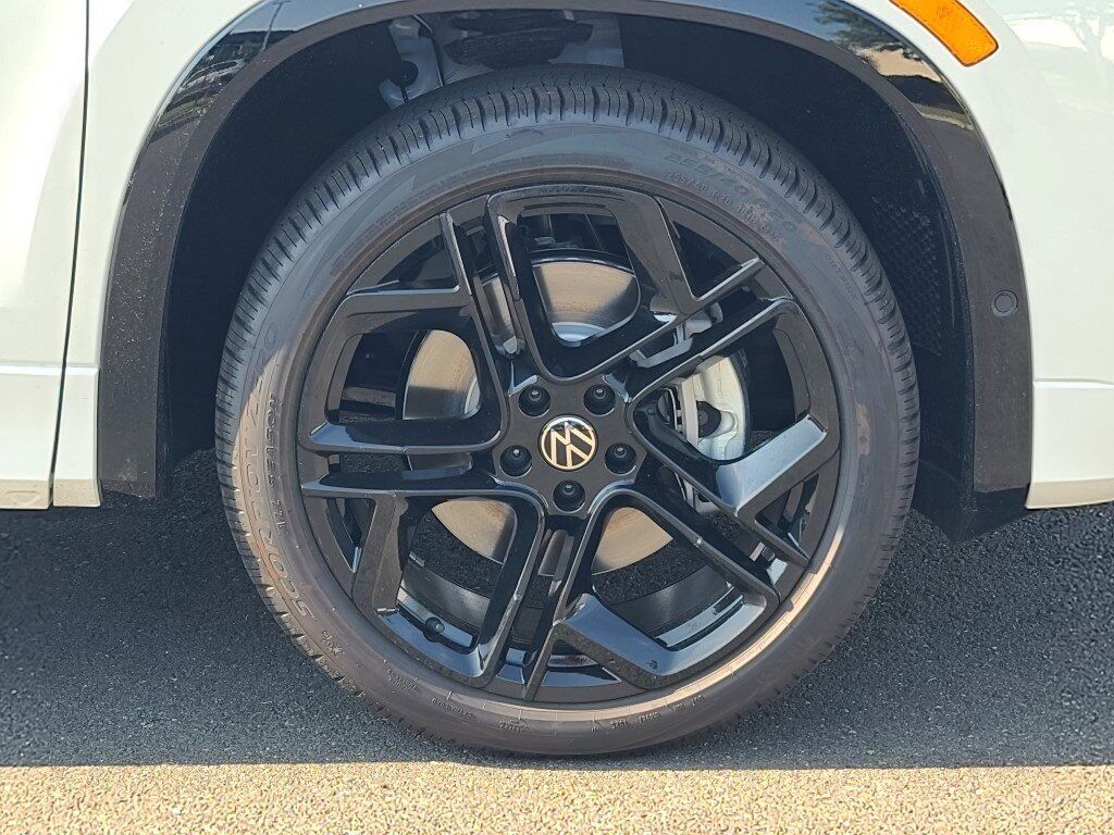 2025 Volkswagen Tiguan 2.0T SE R-Line Black Springfield VA