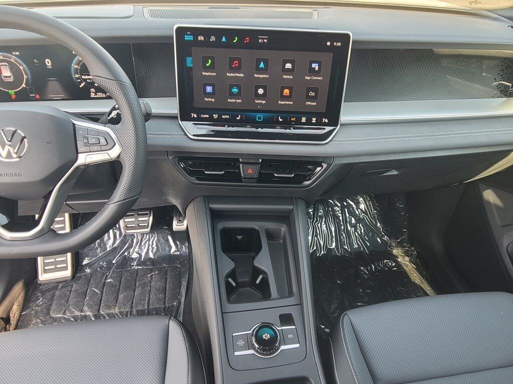 2025 Volkswagen Tiguan 2.0T SE R-Line Black Springfield VA