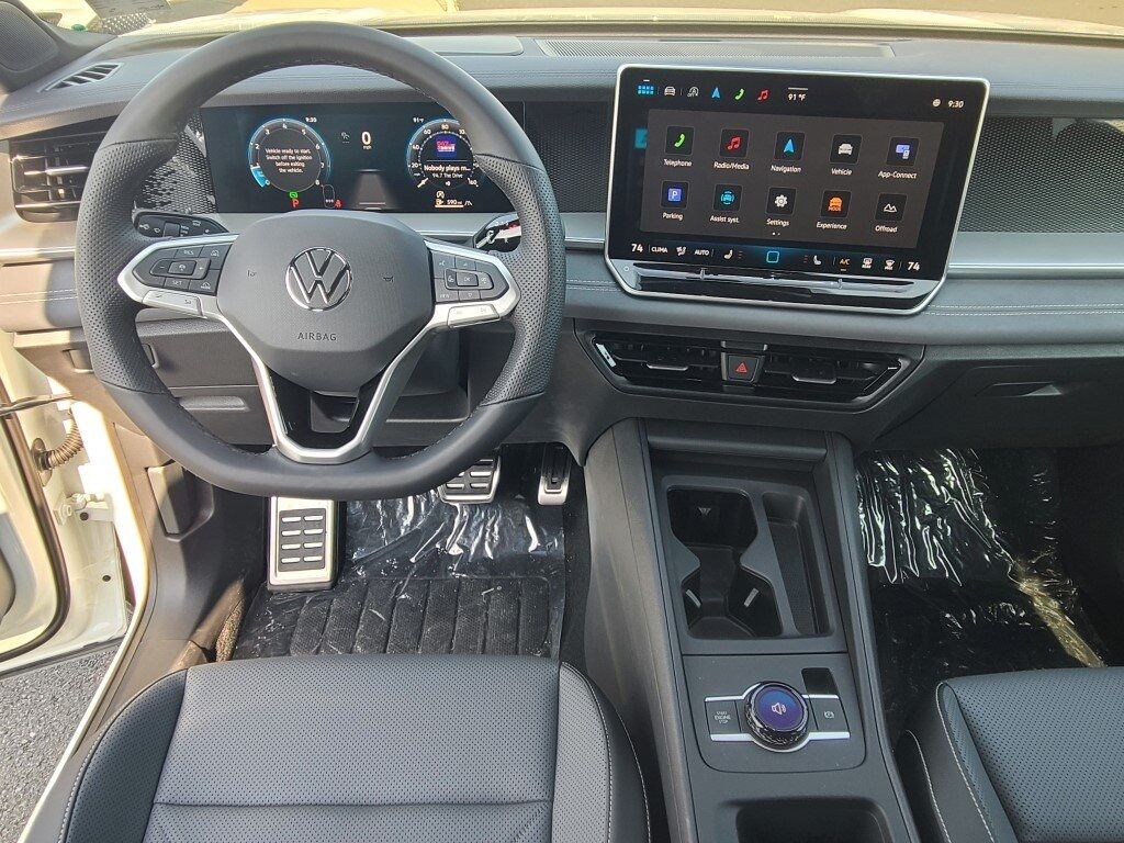 2025 Volkswagen Tiguan 2.0T SE R-Line Black Springfield VA