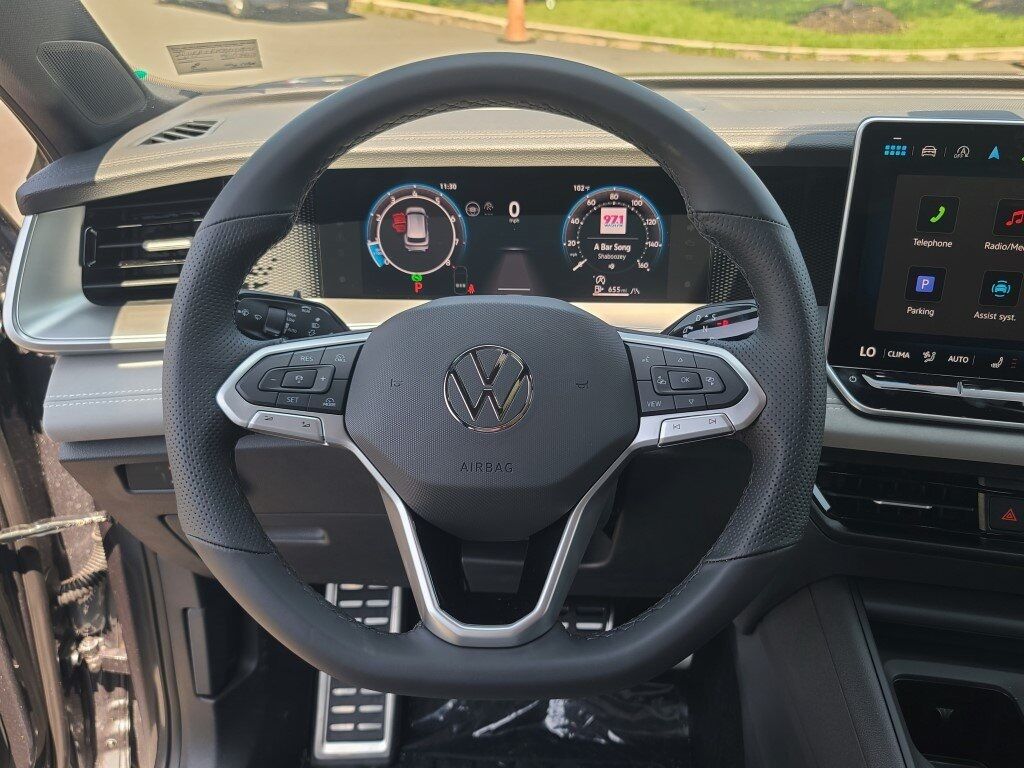 2025 Volkswagen Tiguan 2.0T SE R-Line Black Springfield VA