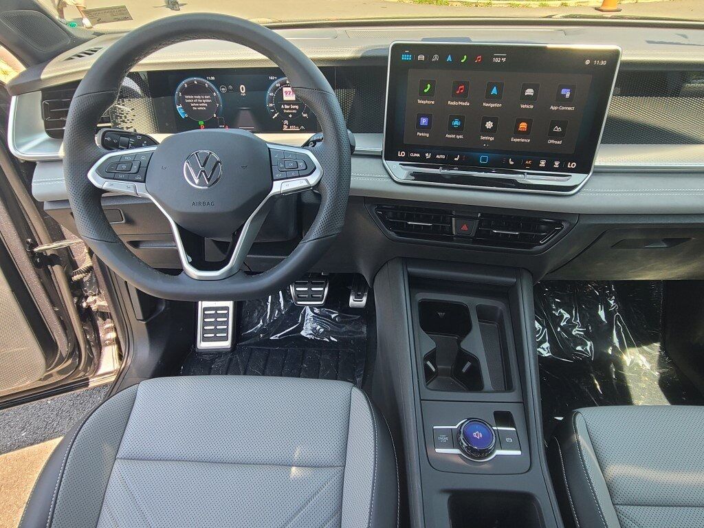 2025 Volkswagen Tiguan 2.0T SE R-Line Black Springfield VA