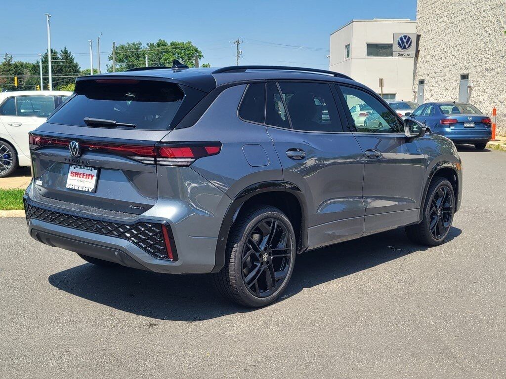 2025 Volkswagen Tiguan 2.0T SE R-Line Black Springfield VA