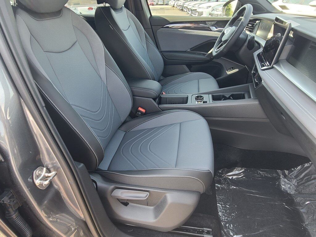 2025 Volkswagen Tiguan 2.0T SE R-Line Black Springfield VA