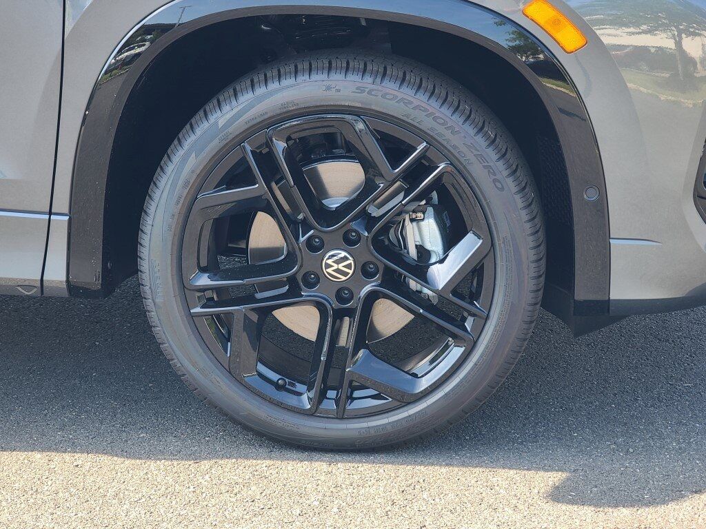 2025 Volkswagen Tiguan 2.0T SE R-Line Black Springfield VA