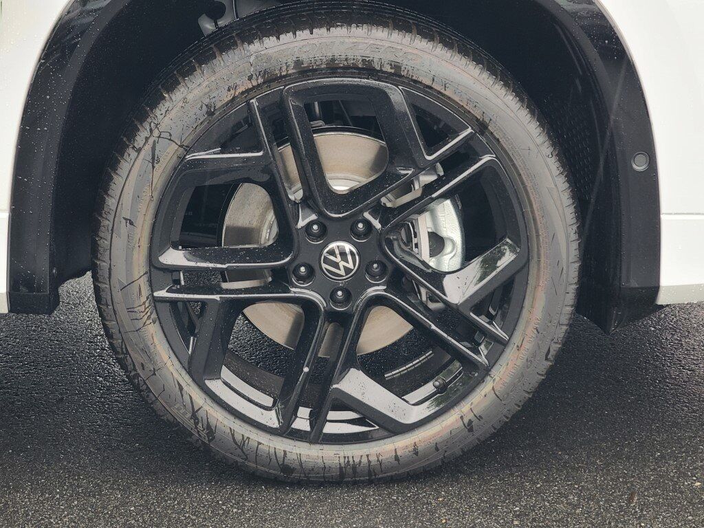 2025 Volkswagen Tiguan 2.0T SE R-Line Black Springfield VA
