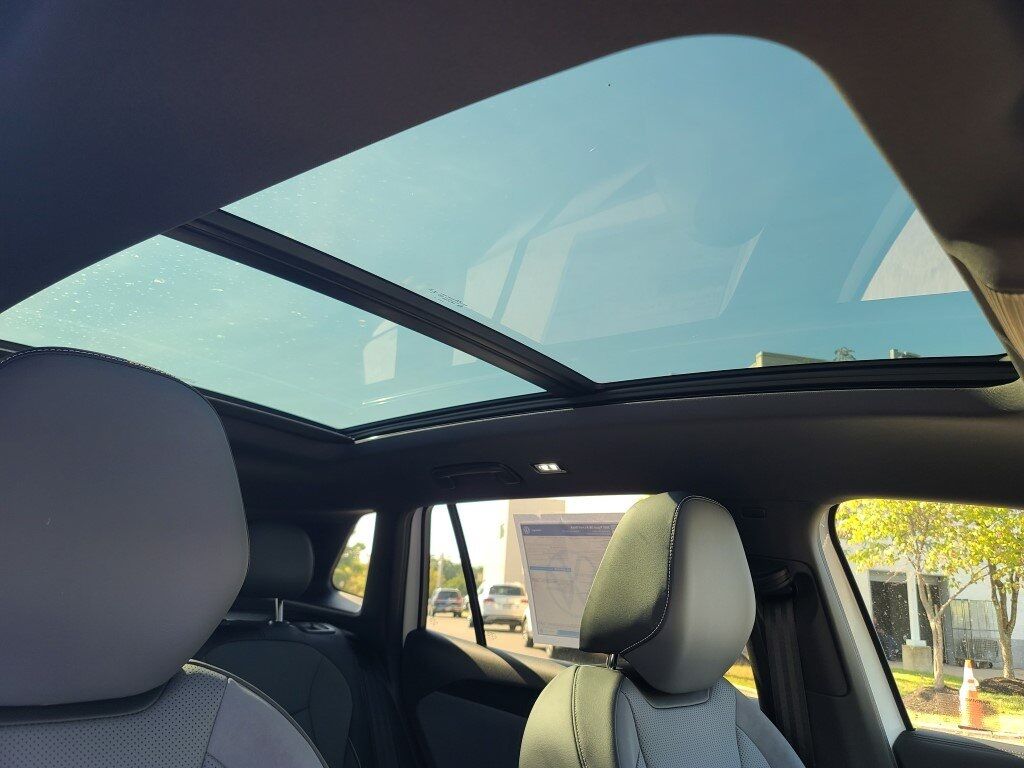 2025 Volkswagen Tiguan 2.0T SE R-Line Black Springfield VA