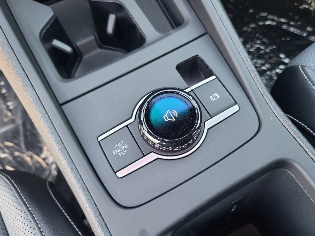 2025 Volkswagen Tiguan 2.0T SE R-Line Black Springfield VA