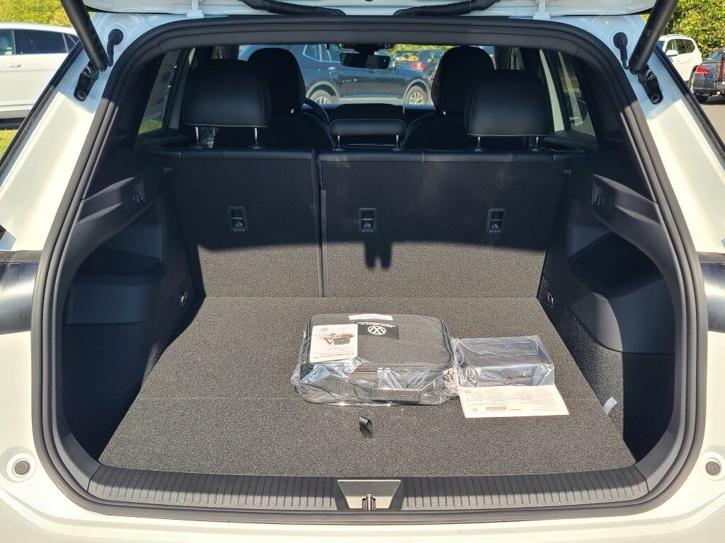 2025 Volkswagen Tiguan 2.0T SE R-Line Black Springfield VA