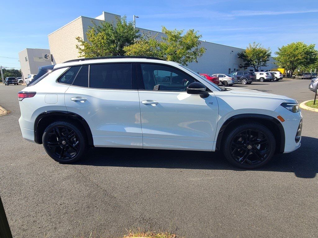 2025 Volkswagen Tiguan 2.0T SE R-Line Black Springfield VA