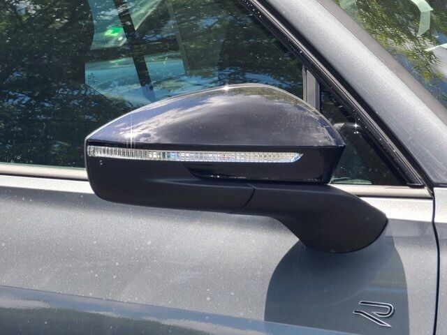 2025 Volkswagen Tiguan 2.0T SE R-Line Black Springfield VA