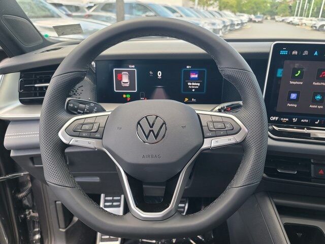2025 Volkswagen Tiguan 2.0T SE R-Line Black Springfield VA