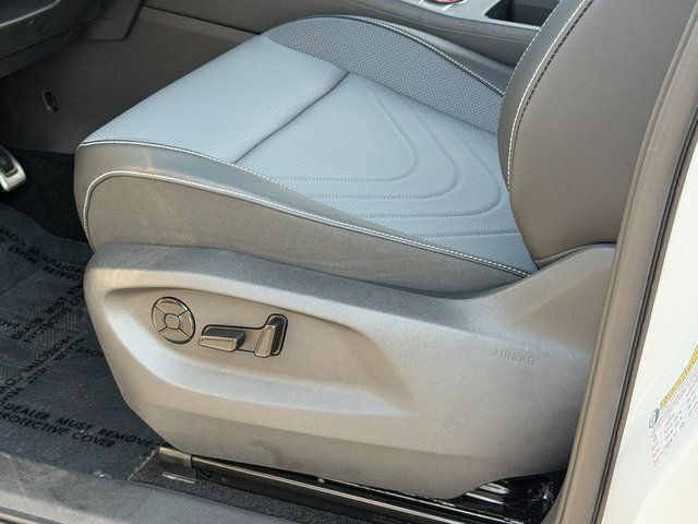 2025 Volkswagen Tiguan 2.0T SE R-Line Black Springfield VA