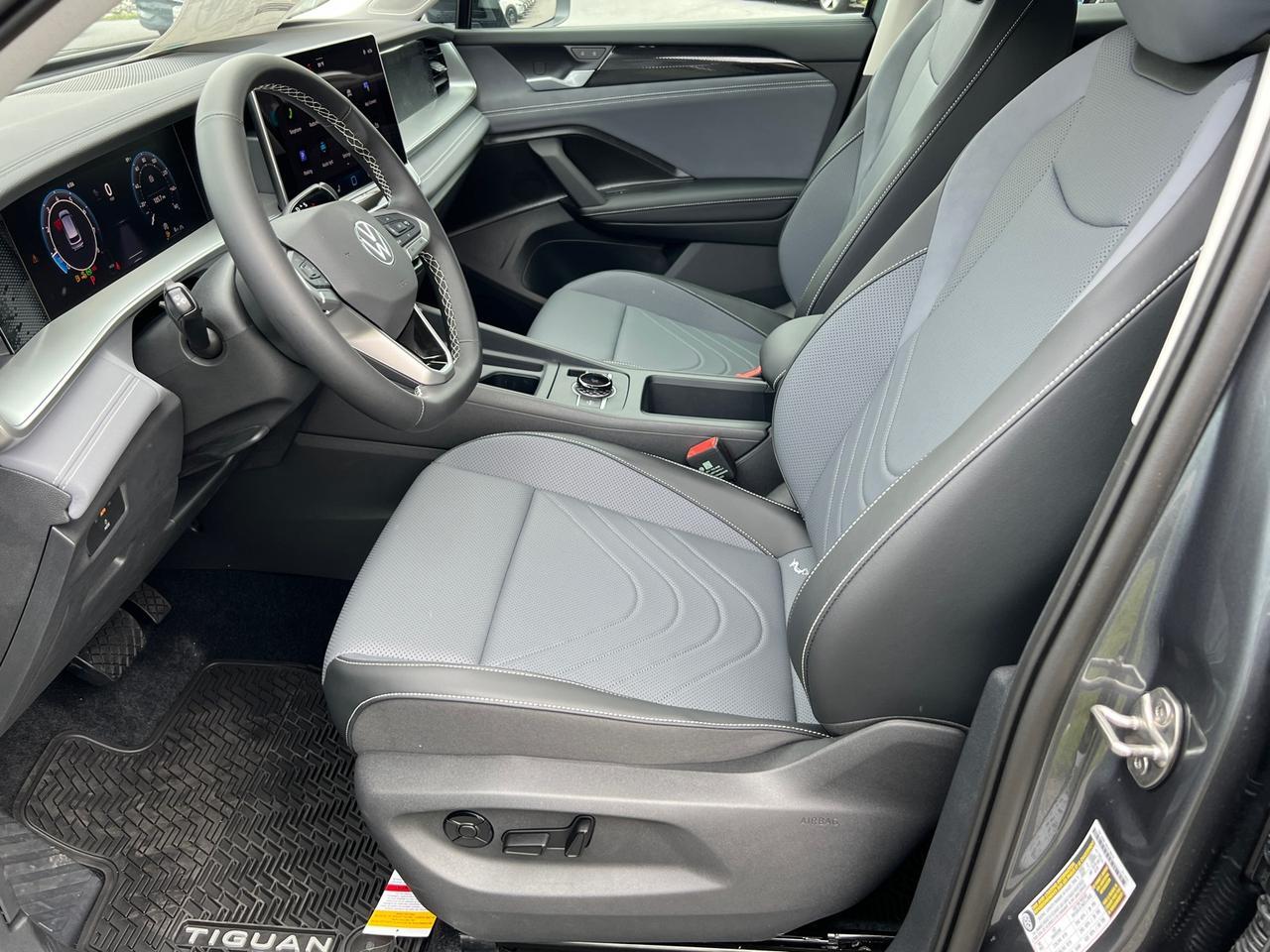 2025 Volkswagen Tiguan 2.0T SE Hagerstown MD