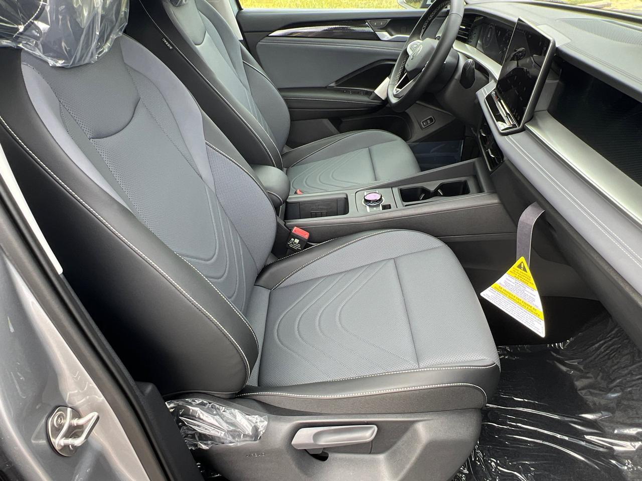 2025 Volkswagen Tiguan 2.0T SE Hagerstown MD