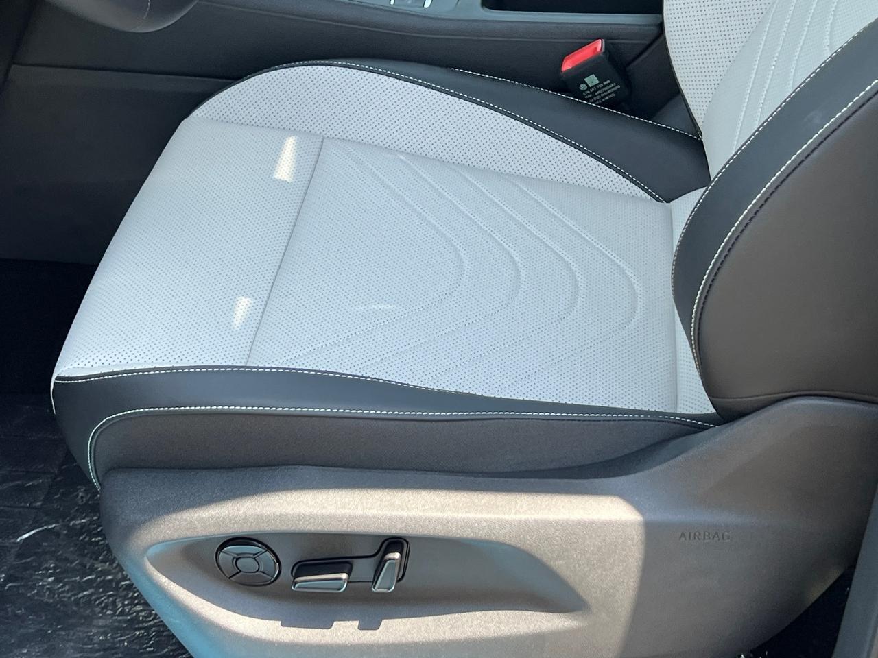 2025 Volkswagen Tiguan 2.0T SE Hagerstown MD