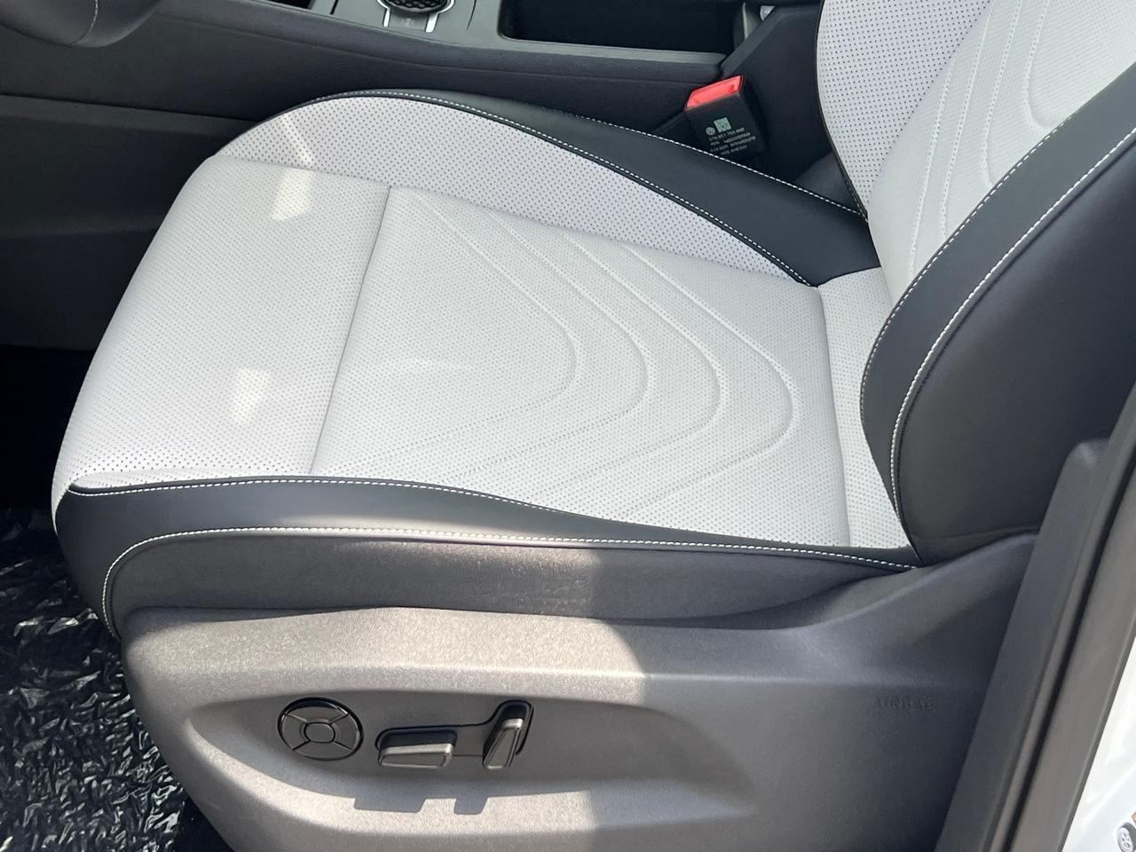 2025 Volkswagen Tiguan 2.0T SE Hagerstown MD