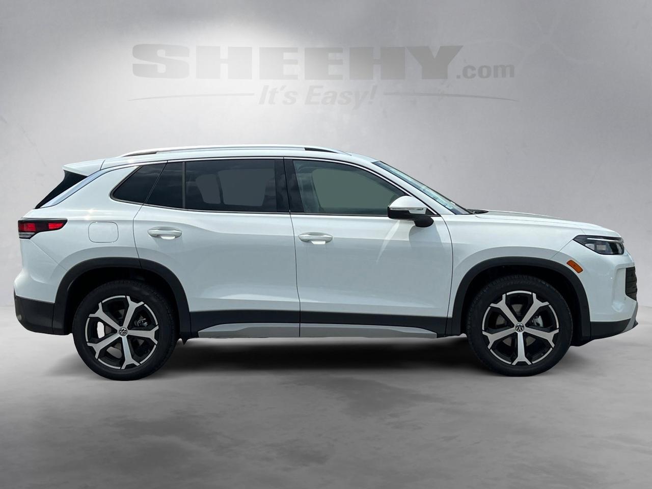 2025 Volkswagen Tiguan 2.0T SE Hagerstown MD