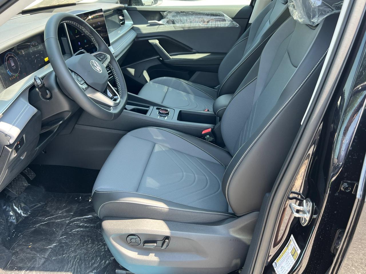 2025 Volkswagen Tiguan 2.0T SE Hagerstown MD