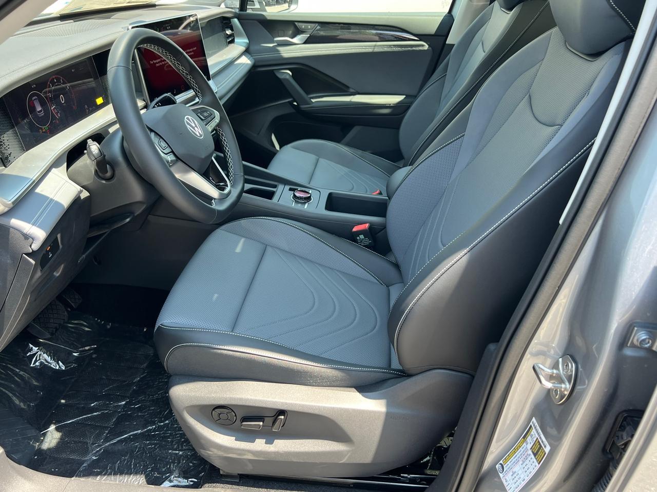2025 Volkswagen Tiguan 2.0T SE Hagerstown MD