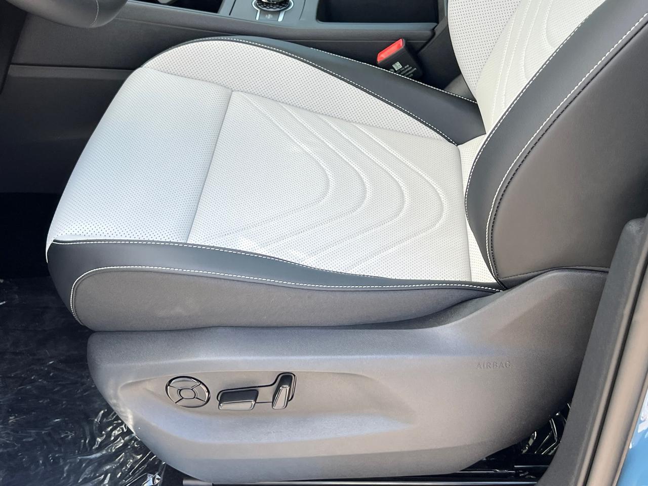 2025 Volkswagen Tiguan 2.0T SE Hagerstown MD