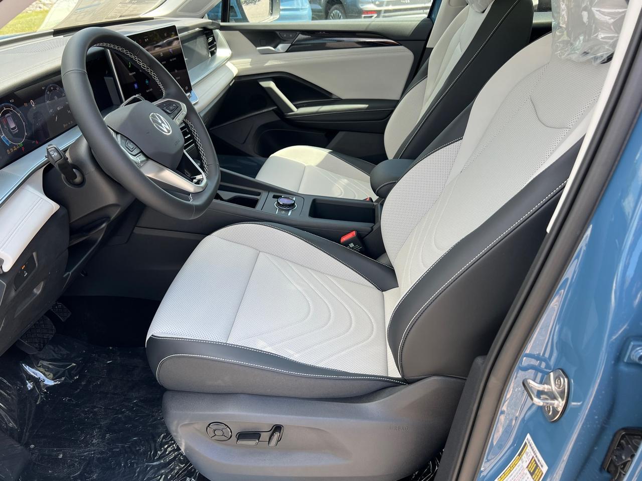 2025 Volkswagen Tiguan 2.0T SE Hagerstown MD