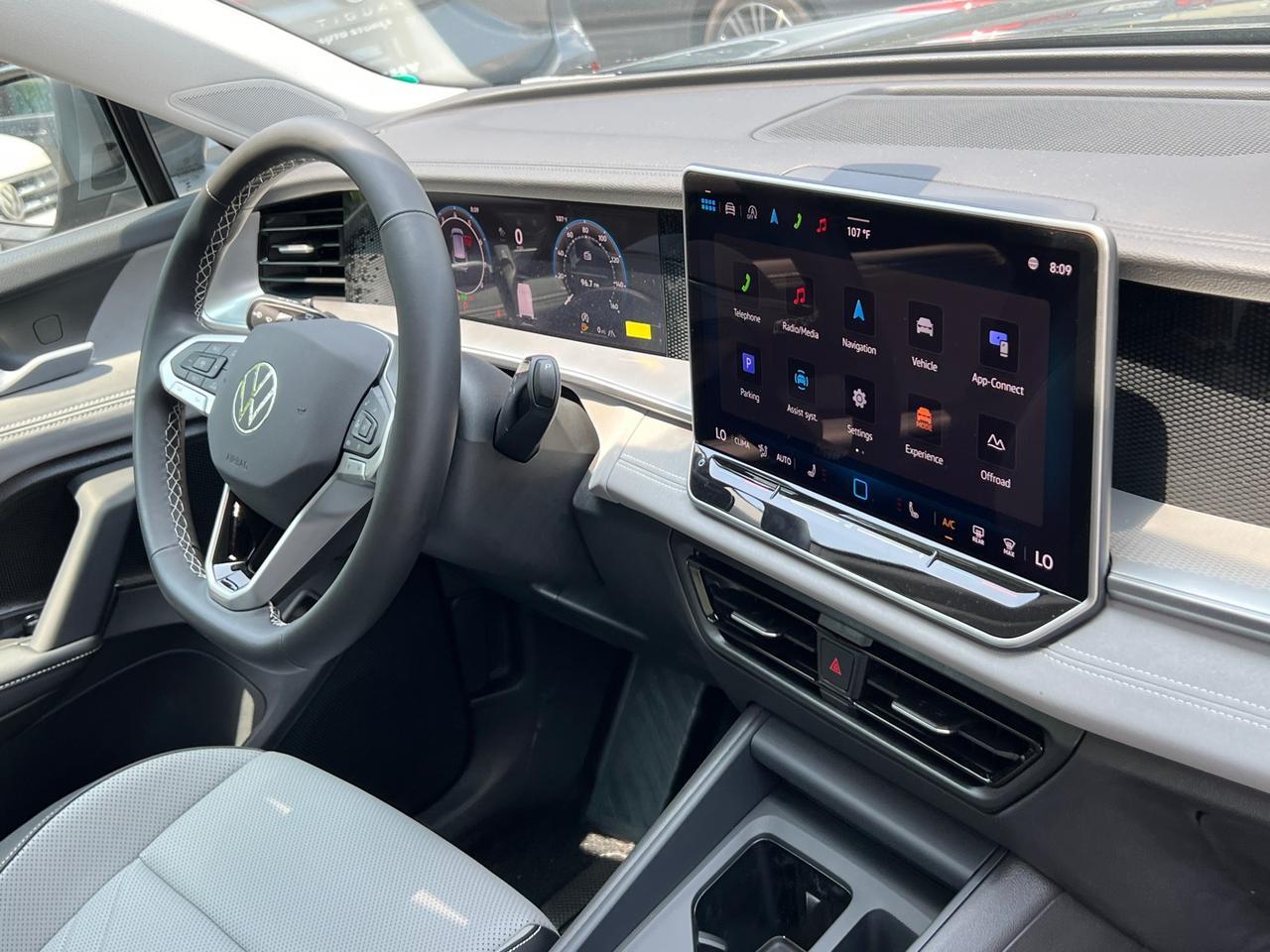 2025 Volkswagen Tiguan 2.0T SE Hagerstown MD