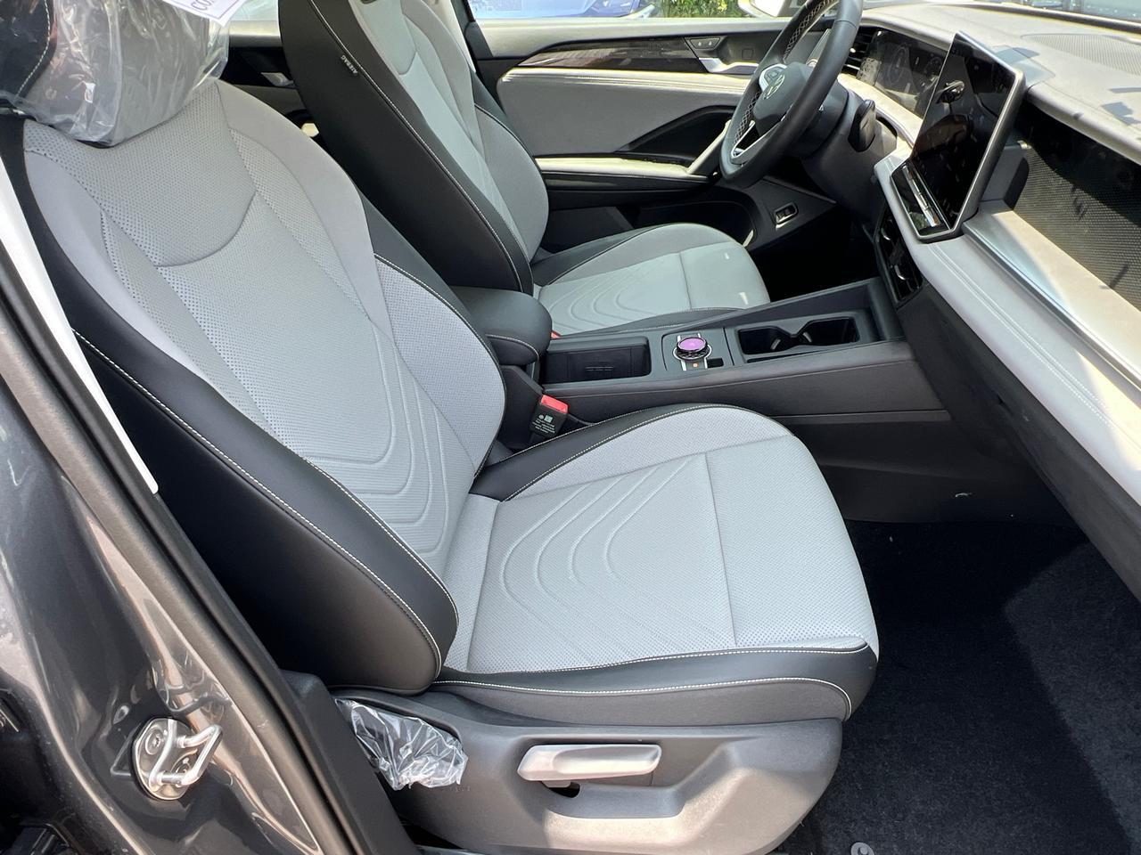 2025 Volkswagen Tiguan 2.0T SE Hagerstown MD