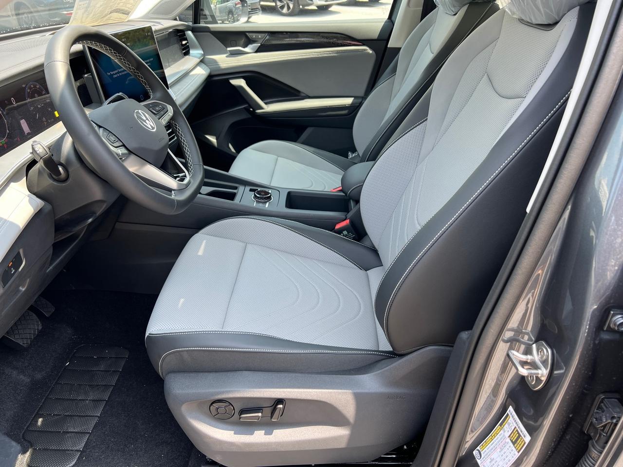 2025 Volkswagen Tiguan 2.0T SE Hagerstown MD