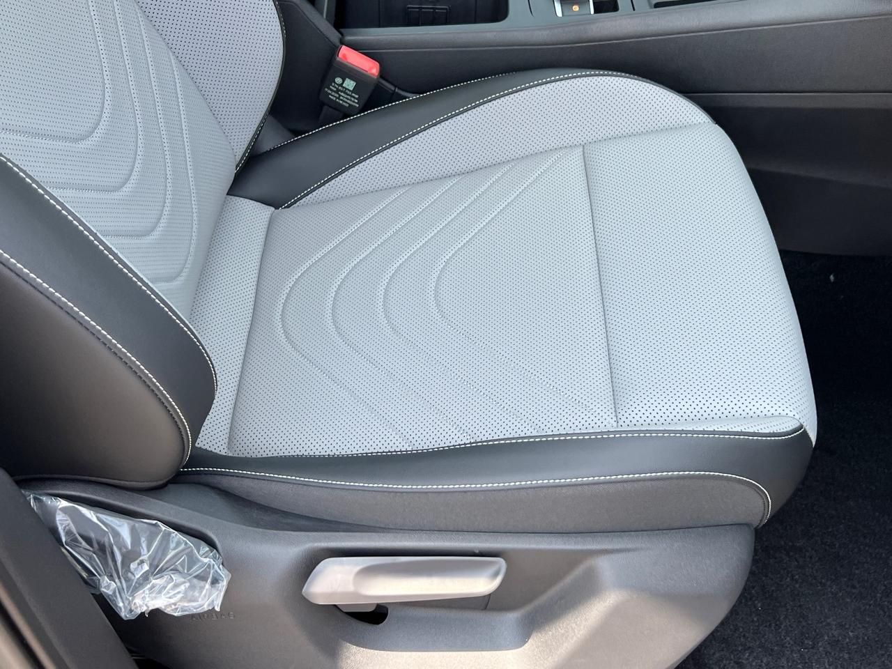 2025 Volkswagen Tiguan 2.0T SE Hagerstown MD