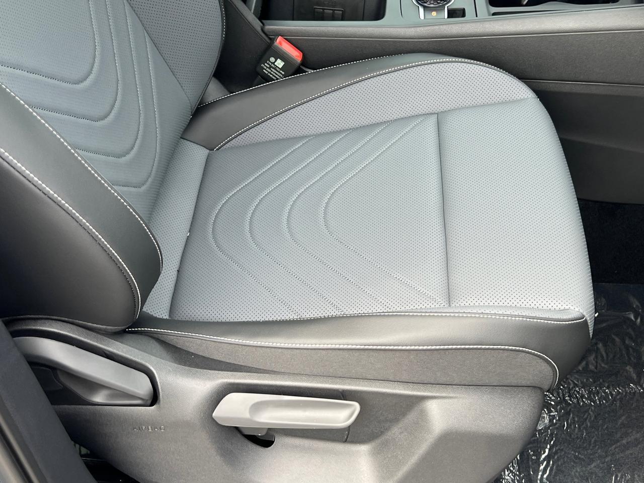 2025 Volkswagen Tiguan 2.0T SE Hagerstown MD