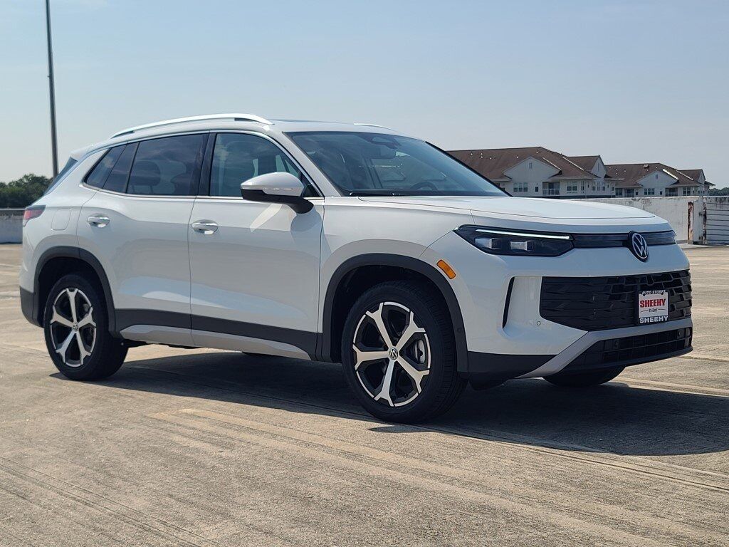 2025 Volkswagen Tiguan 2.0T SE
