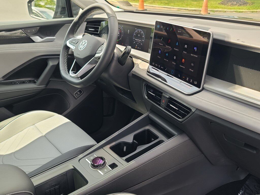 2025 Volkswagen Tiguan 2.0T SE Springfield VA