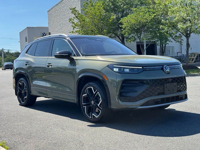 2025 Volkswagen Tiguan 2.0T SEL R-Line